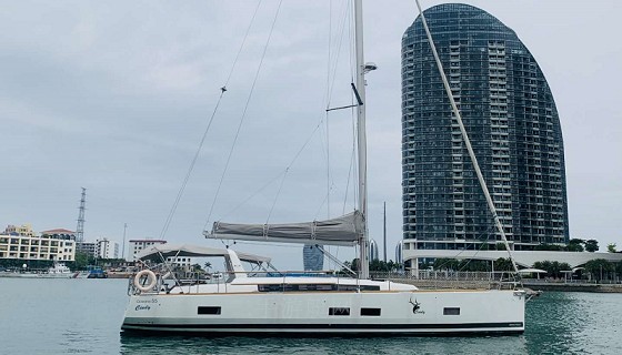 Beneteau Oceanis 55
