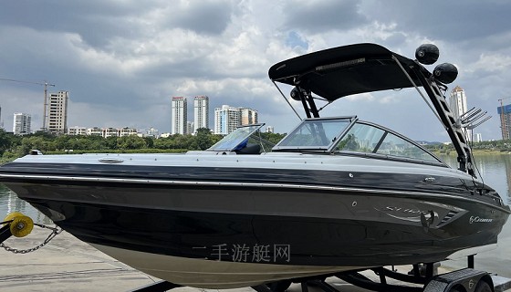 美国Crownline造浪艇