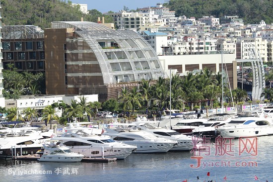 鴻洲國際游艇會（Visun Royal Yacht Club）